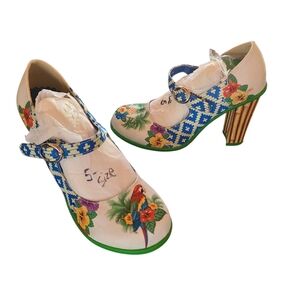 Hot Choclate Colorful Floral Mary Jane Heels Size 5